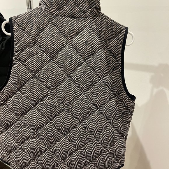 J Crew Womens Stripe Texture Quilted Zip Sleeveless Turtleneck Vest Navy Size M - Picture 3 of 3